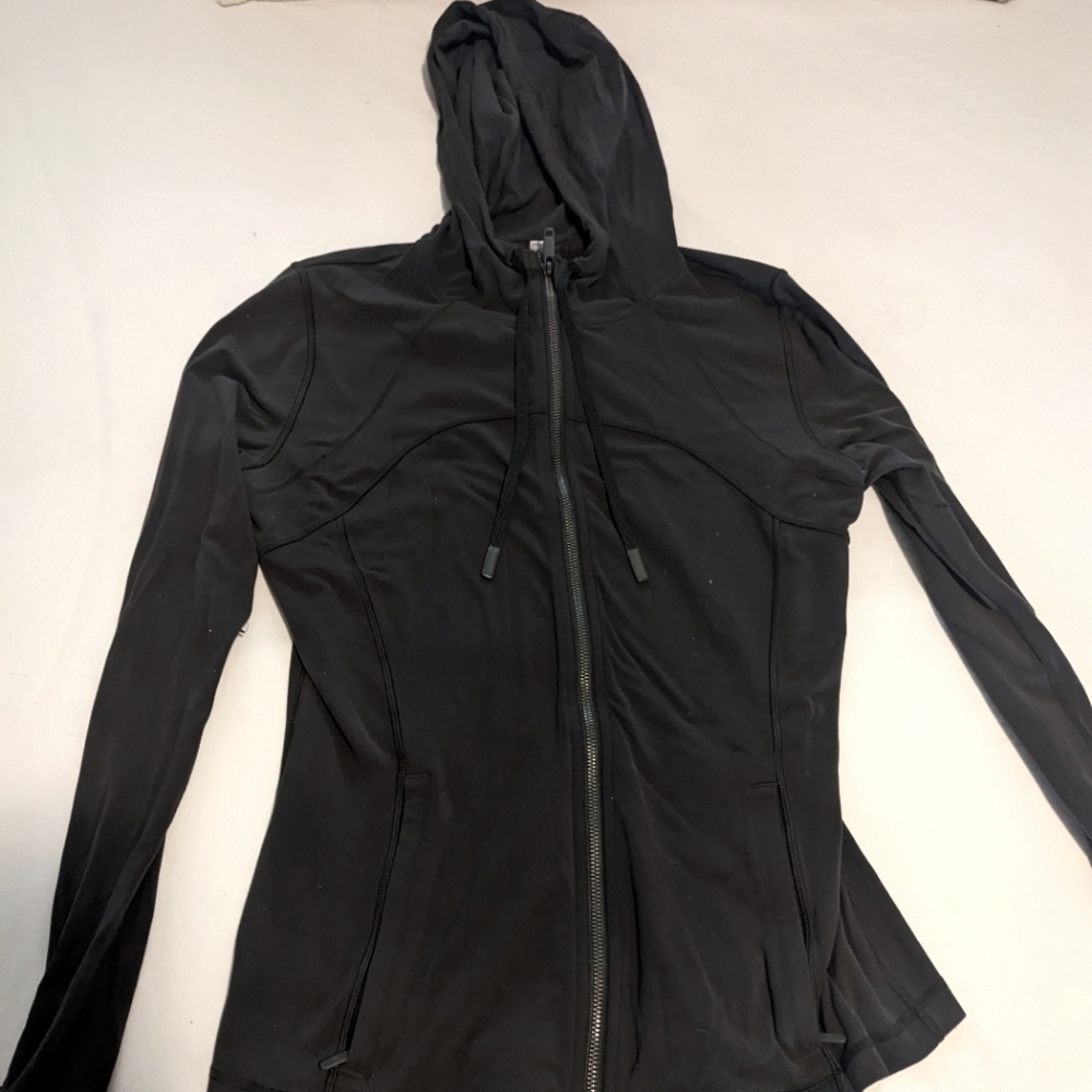 Luluemon green sweatshirt